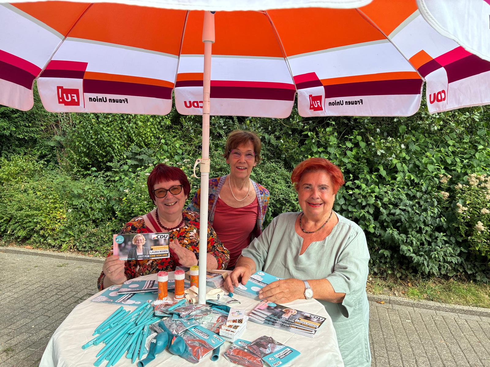 Conny Richter, Dr. Brigitta Becker, Annelie Hensel